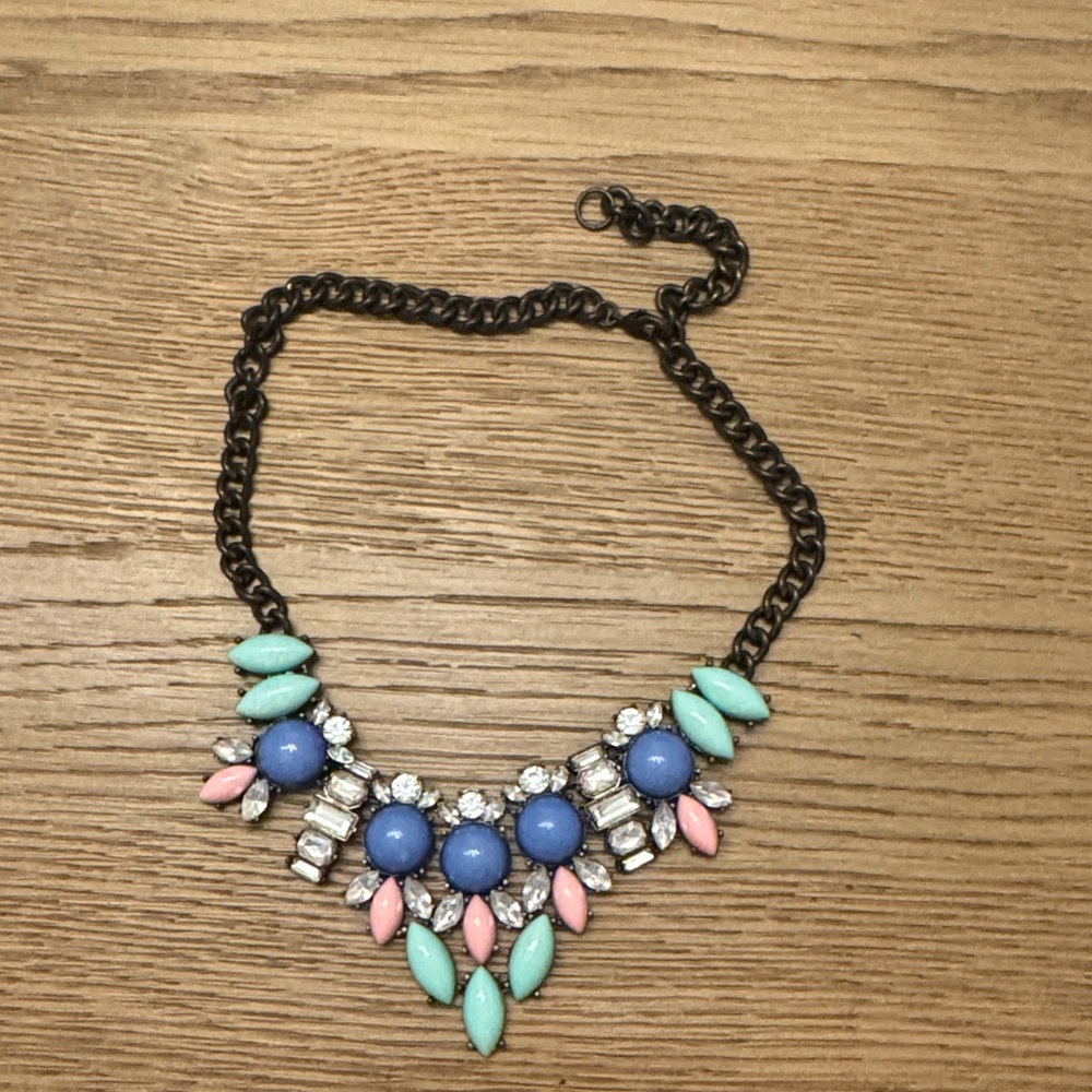Elegant Blue and Pink Statement Necklace
